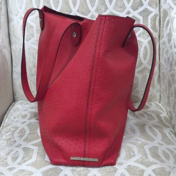 Steve Madden Women's Hole Punch Tote - Picture 4 of 6